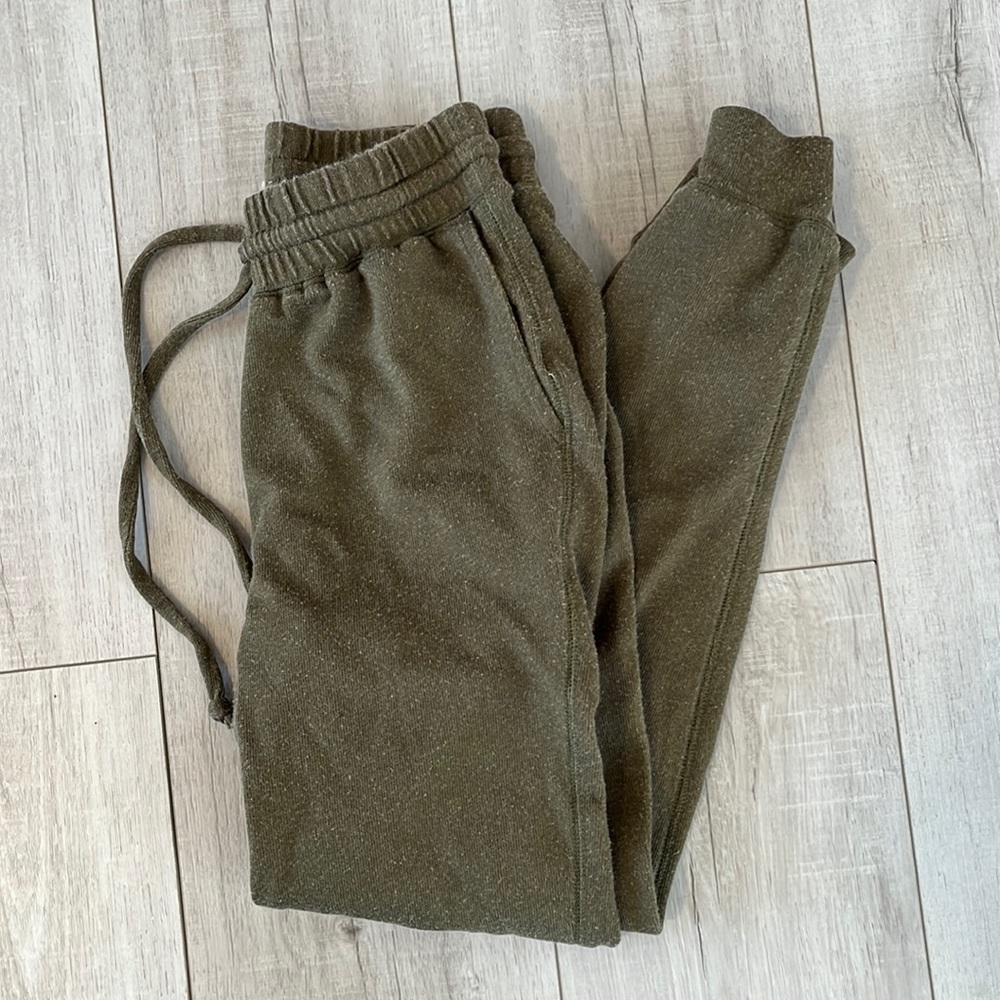 Free people olive green sweatpants size XS